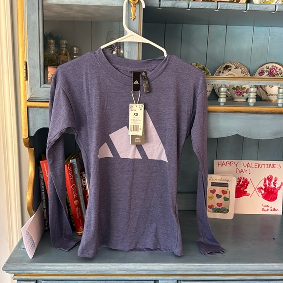 Adidas long sleeve XS new - Picture 3 of 4